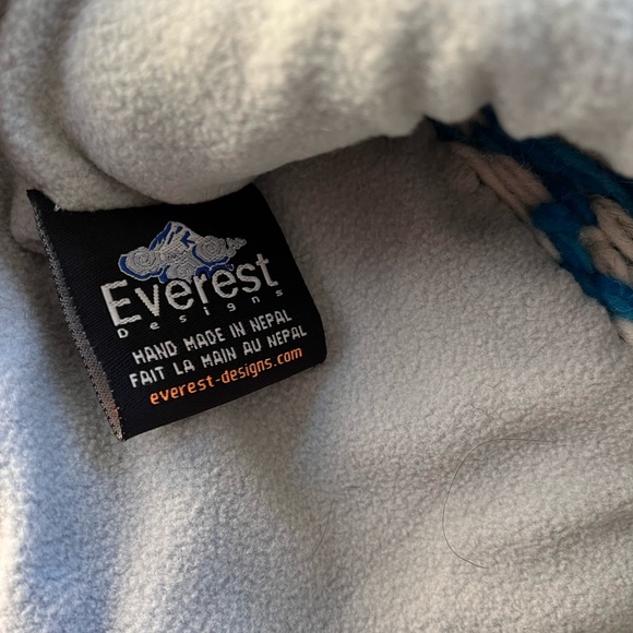 Everest Snow Hat - Picture 4 of 4